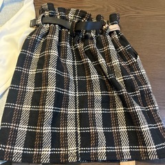 トレーナー　スカート   レディース服の画像