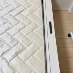 ダブルベッドとマットレスセット🛏️の画像