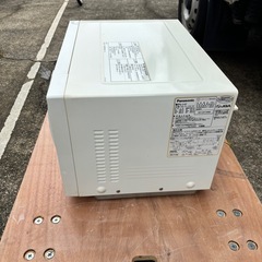 📦【美品】東芝 電子レンジ ER-SM17（2021年製）📦 全国どこでも使えるヘルツフリー＆庫内フラット✨の画像
