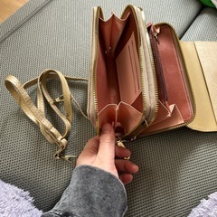 新品財布の画像