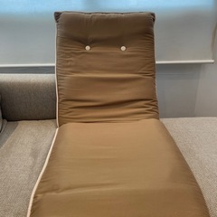美品・座椅子の画像