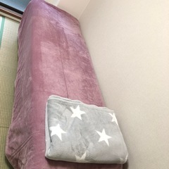 　ベッドの画像