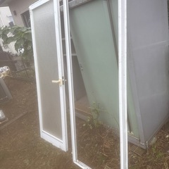 扉の画像