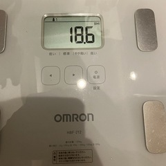 体重計　体脂肪率　BMIなど　オムロンの画像