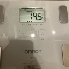体重計　体脂肪率　BMIなど　オムロンの画像