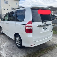 22年式トヨタノアの画像