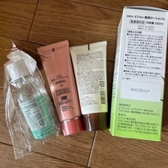 ハンドクリームなどの画像