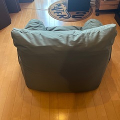 1人掛けソファー　カーキ②の画像