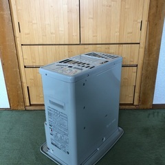 石油ストーブ　トヨトミ 2014年製  手廻式点火ストーブ  RS-G24E  電池不要点火方式の画像