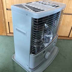 石油ストーブ　トヨトミ 2014年製  手廻式点火ストーブ  RS-G24E  電池不要点火方式の画像