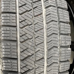 ブリヂストン VRX2 175/70R14 スタッドレスタイヤホイールセットの画像