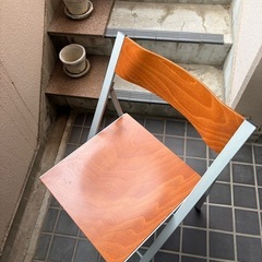 センプレ　折りたたみチェア（2脚あります）の画像