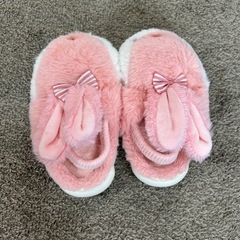 子供用スリッパの画像