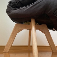 受け渡し予定者さまとお取引き中です          　               アイリスオーヤマ 回転チェア 折りたたみ式 リクライニングチェア 椅子の画像