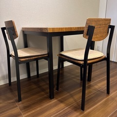 ダイニングテーブルセット2人掛けの画像