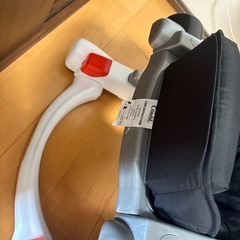 コンビ　歩行器の画像