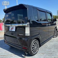 神奈川【自社ローン】保証人無可★全国対応★N-BOXカスタム【G ターボSSパッケージ】Bluetooth/両側パワスラ/ターボ/走行中TV可/パドルシフト/フルフラットシート/フォグの画像