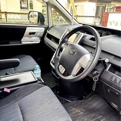 トヨタ ヴォクシー Z H23 4WD 8.08 検査 パールホワイト 早く売る必要があります。の画像