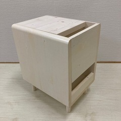 サイドテーブル　ナイトテーブルの画像