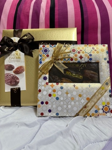 サウジアラビアの高級デーツブランド「Bateel（バティール）」ギフトボックス×2個