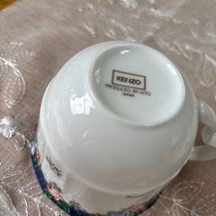 K E NZOのでマグカップ２個の画像