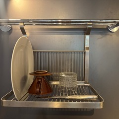 食器を乾かすための引っ掛け棚の画像