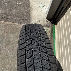 ジムニー、冬タイヤ　ホイール付きの画像