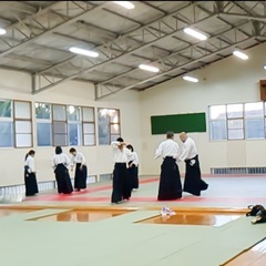 【毎週金曜17:30〜18:30】仕事帰りOK・親子歓迎｜合氣道ひの心 福津道場（福間武道館）の画像