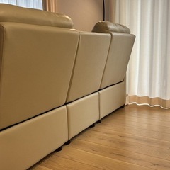ニトリ電動ソファーの画像