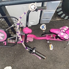 ides 子供用16インチ自転車　補助輪あり　の画像