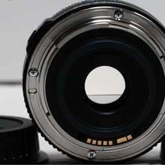 ✨未使用級美品✨ Canon EF-S 24mm F2.8 STMの画像