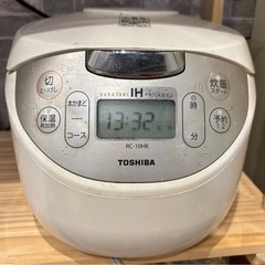 炊飯器の画像