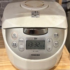 炊飯器の画像