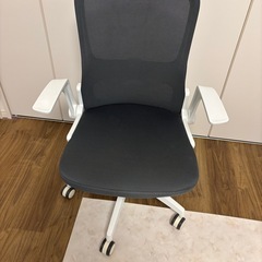 オフィスチェア　デスクワークチェア　メッシュの画像