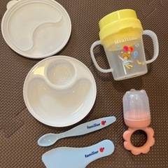 離乳食関連グッズの画像