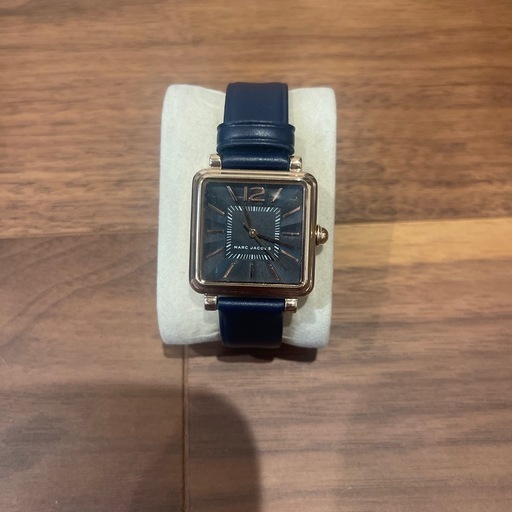 MARC JACOBS 腕時計