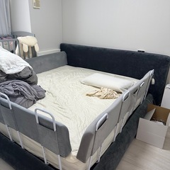 アルモニア　キングベッドフレームの画像