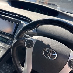 広島市　H23年式　プリウス30 車検８年6月21日まで　走行129693キロ　ナビ　バックカメラ　スマートキー２個　ウッドハンドル　の画像