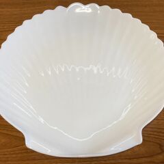 【中古/長期保管品/お引取限定】■シェル（ホタテ貝）型大皿■2枚セット■ホワイト■Φ325mm×H35mm■の画像