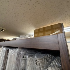 木製飾り棚の画像
