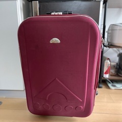 スーツケースの画像