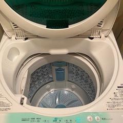 一人暮らし用のTOSHIBA洗濯機の画像