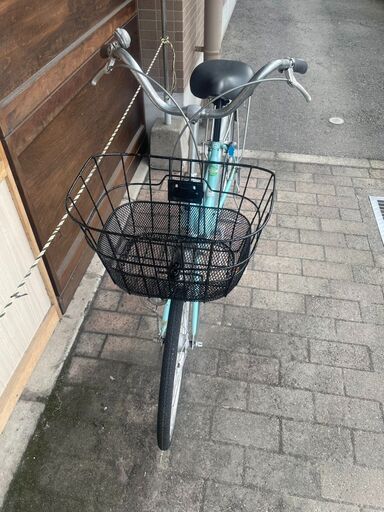 リサイクルショップどりーむ荒田店　No534 自転車　ママチャリ　２４インチ　小柄な方でも乗れる♪　LEDオートライト付き　鍵付き　シンプルで乗りやすい♪　チェーンフルカバー