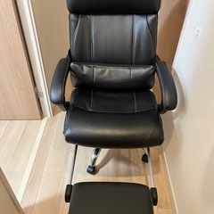 【美品】ニトリ リクライニング ワークチェア フットレスト付 ブラックの画像
