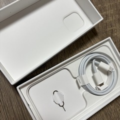 iphone12mini 赤 64GBの画像
