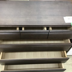 木製チェストの画像