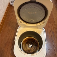 炊飯器の画像