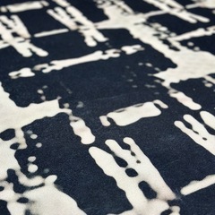 【早い者勝ち】アートのような存在感。モノトーンデザインラグ 230×180cmの画像