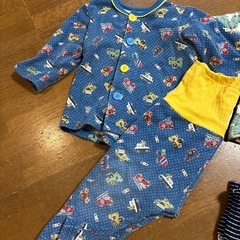 こども長袖パジャマの画像