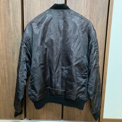 ジャンパー　Mの画像
